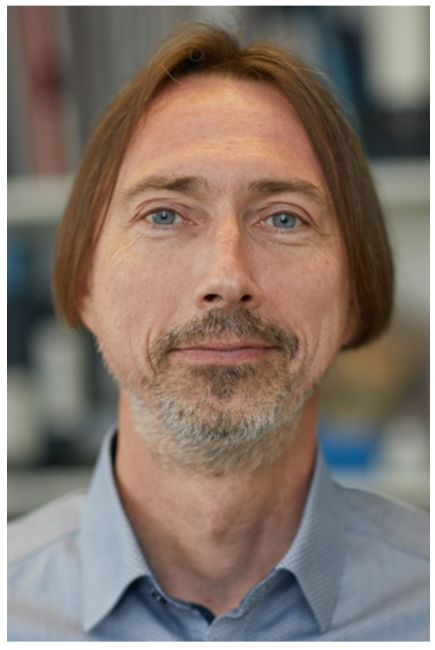 Mathias V. Schmidt